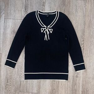 Talbots Black Knit Top with Cream Accents bow minimalist size medium business